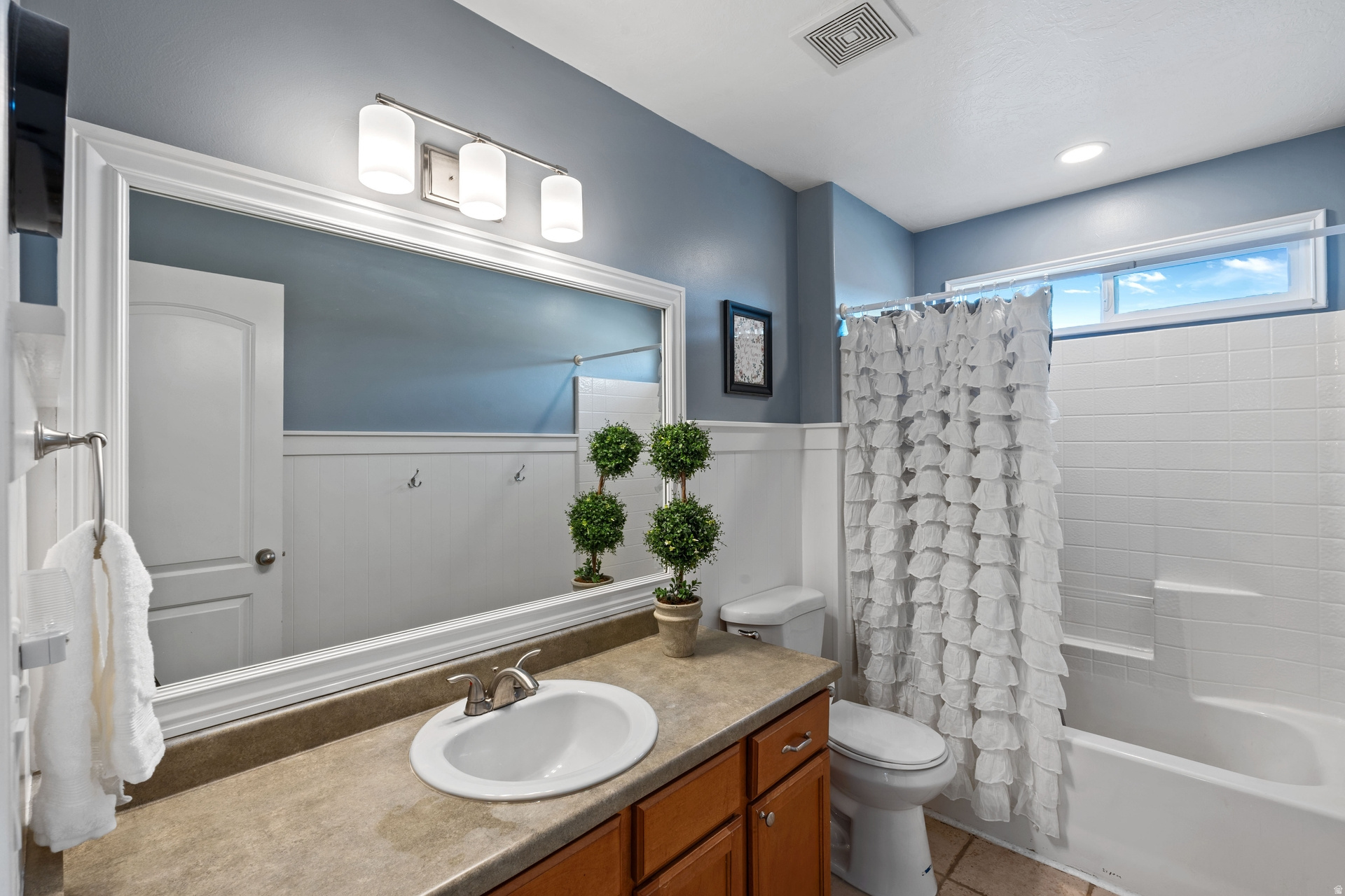 FARMINGTON RANCHES - Residential