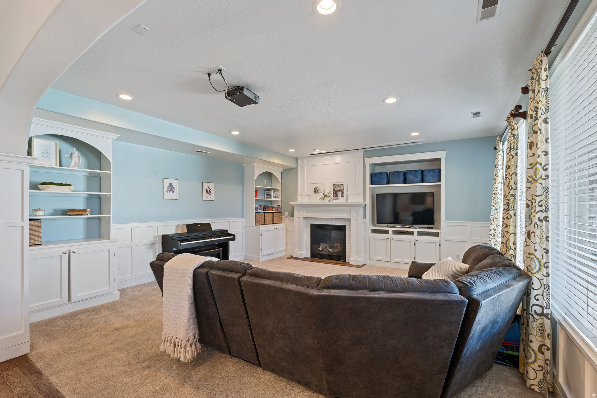 FARMINGTON RANCHES - Residential