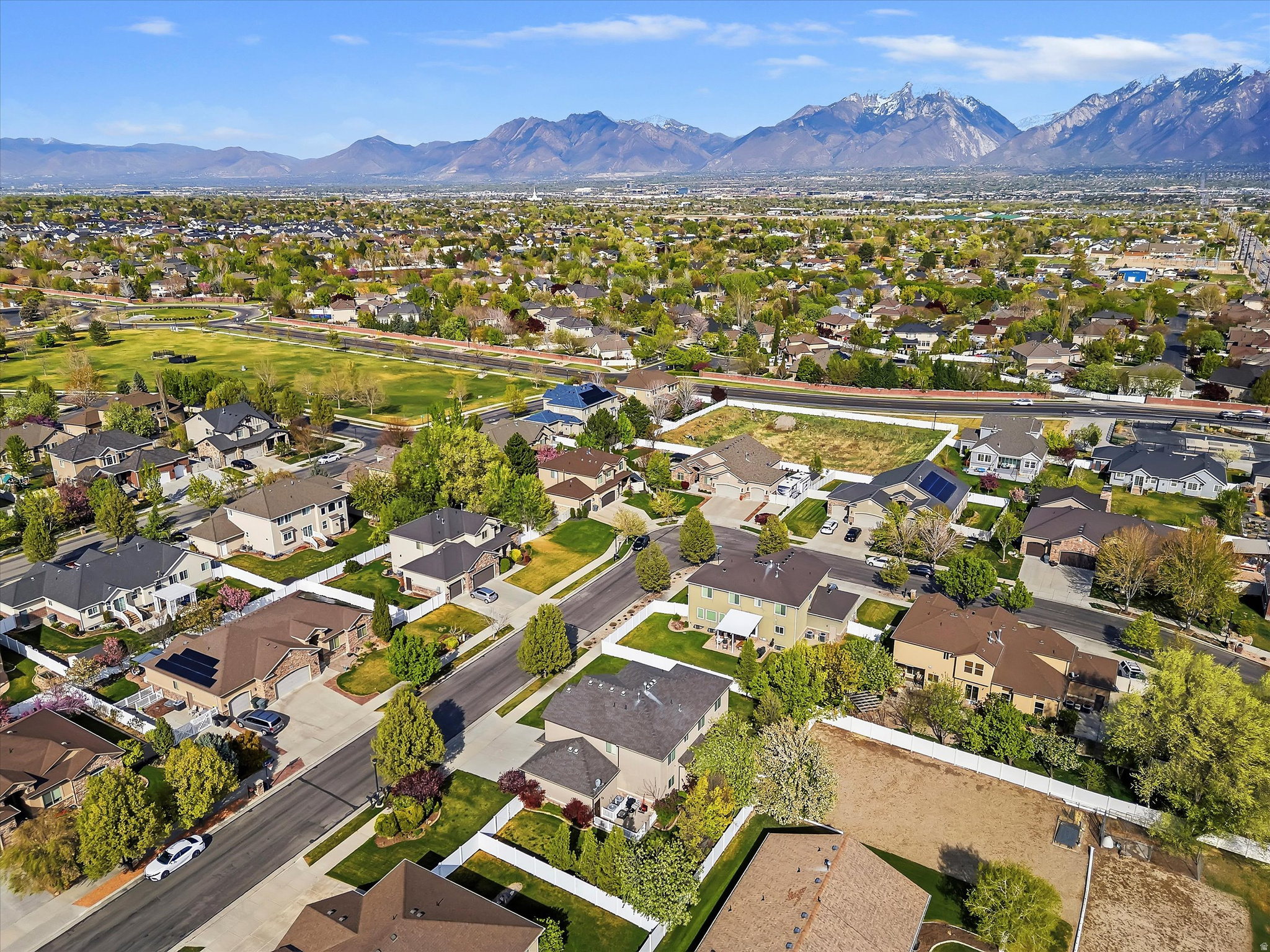 PETERSEN PLACE - Residential