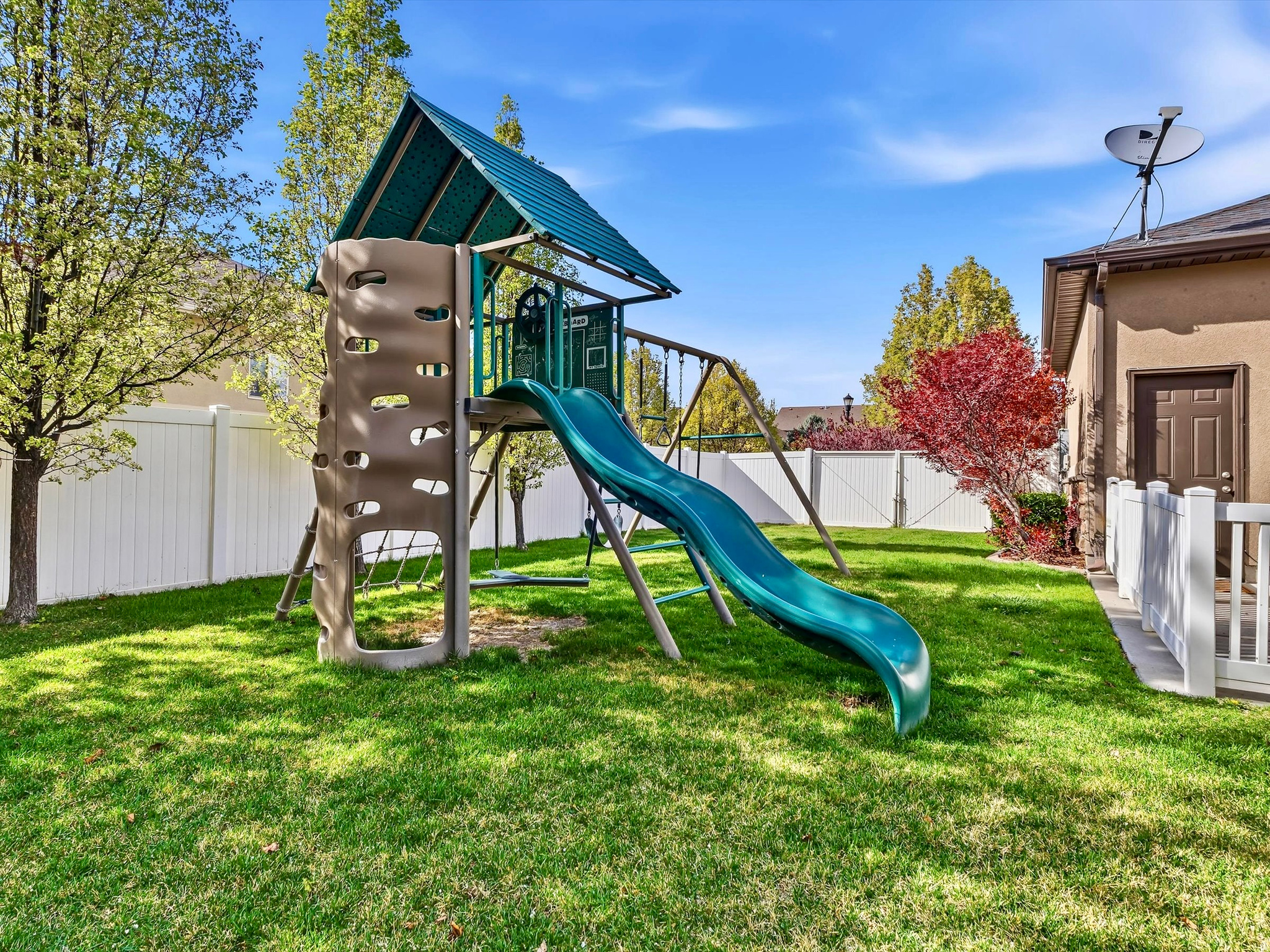 PETERSEN PLACE - Residential