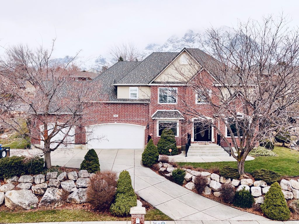 Photo of 578 W 3850 N, Pleasant View, UT 84414 (MLS # 2140693)