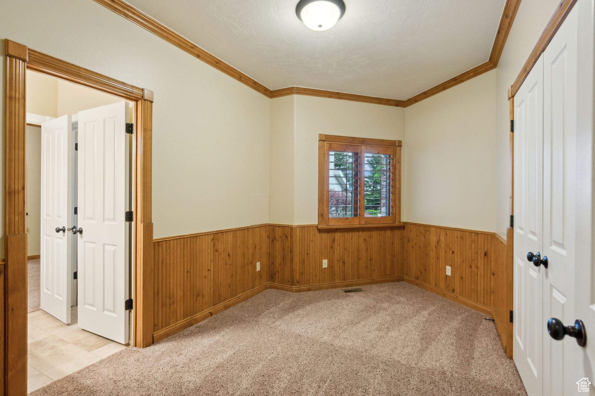 OAK KNOLL - Residential