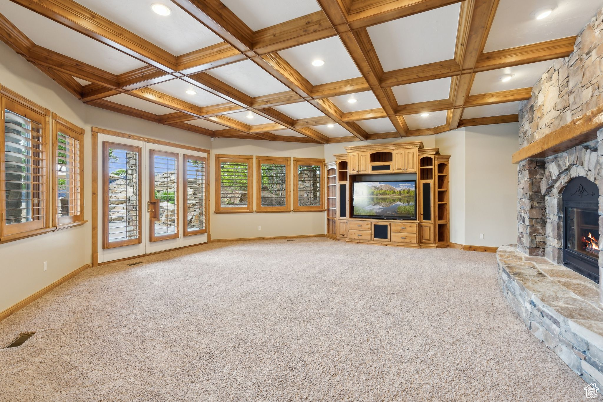 OAK KNOLL - Residential