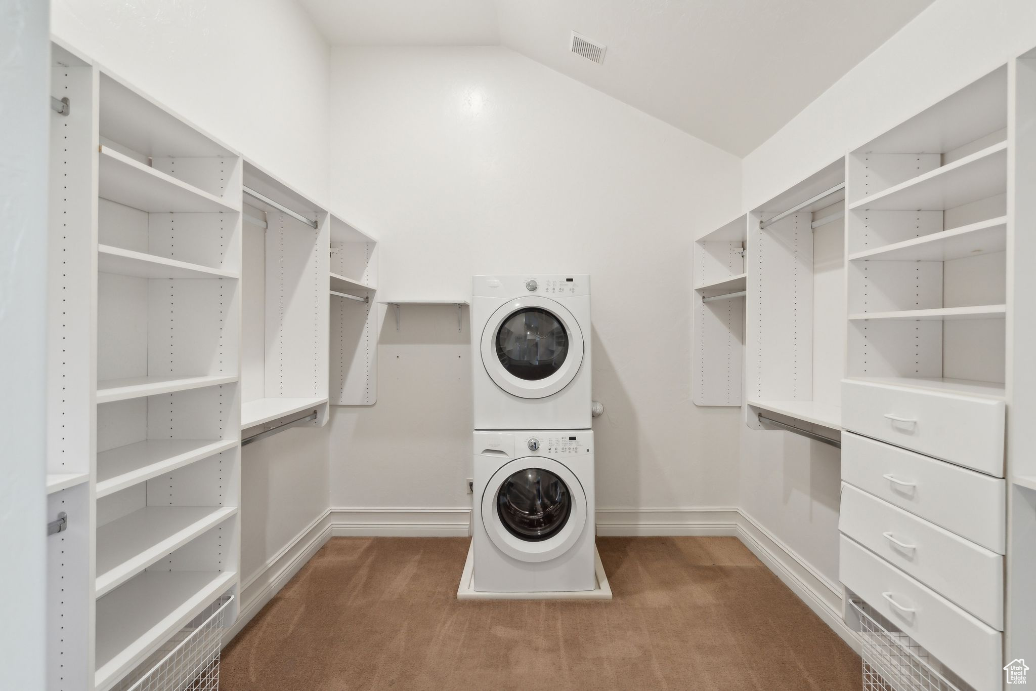 OAK KNOLL - Residential