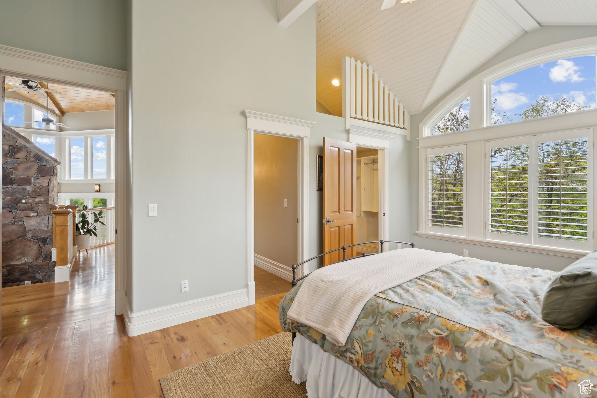 OAK KNOLL - Residential