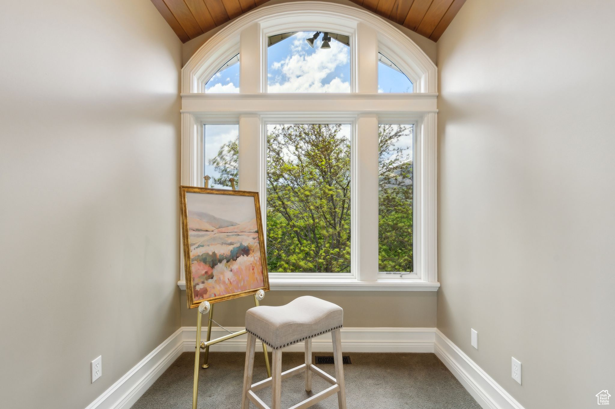 OAK KNOLL - Residential