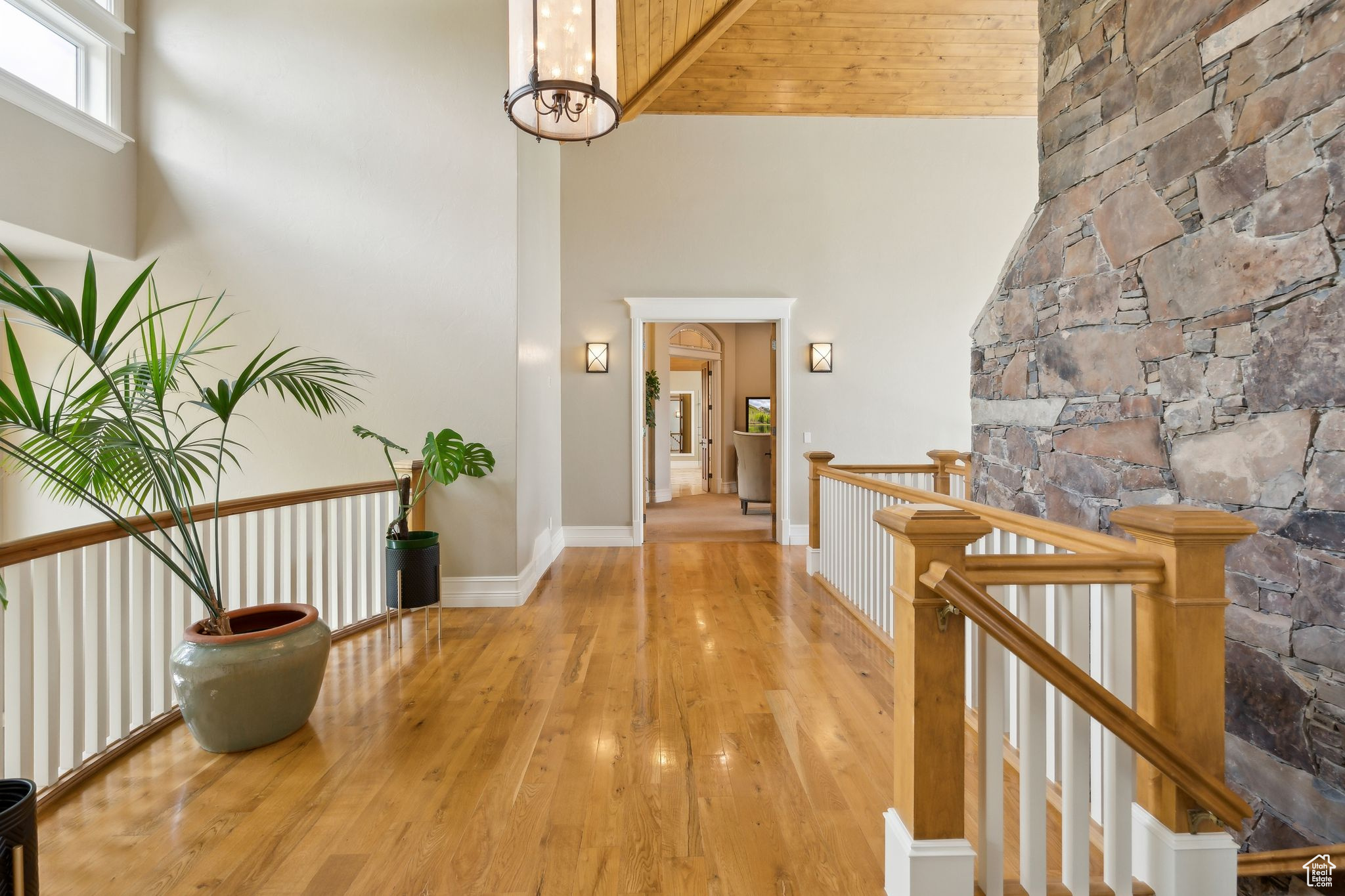 OAK KNOLL - Residential