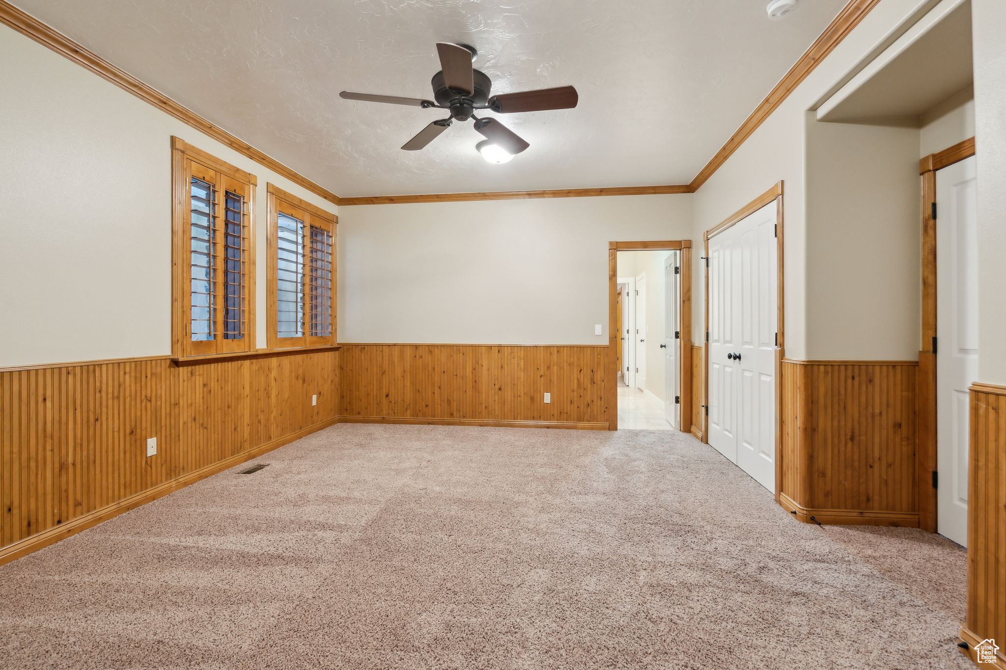 OAK KNOLL - Residential