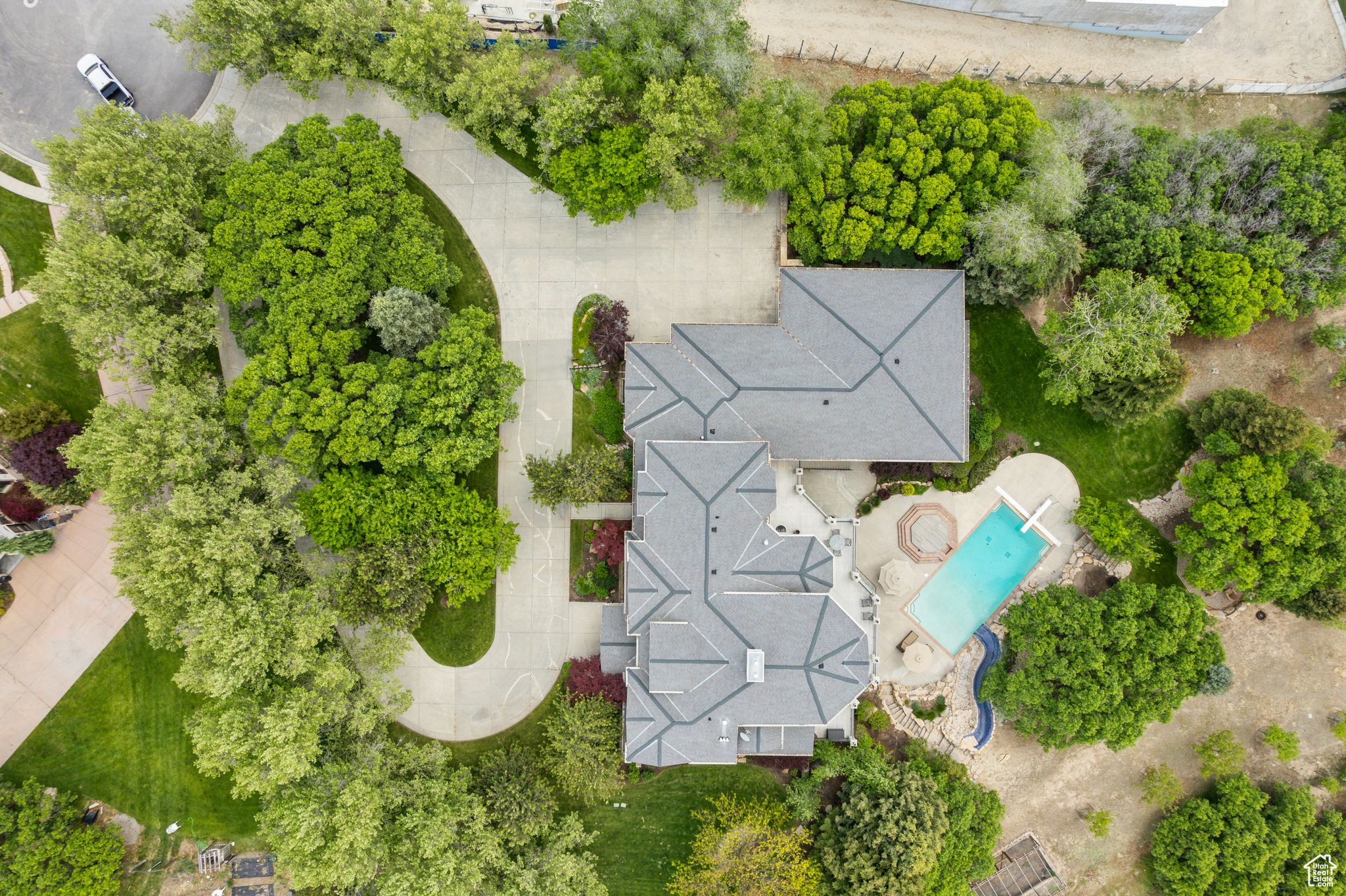 OAK KNOLL - Residential