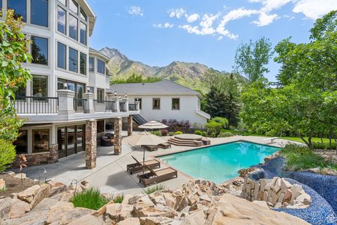 Photo of 870 E QUAIL HOLLOW CIR, Alpine, UT 84004 (MLS # 2088398)