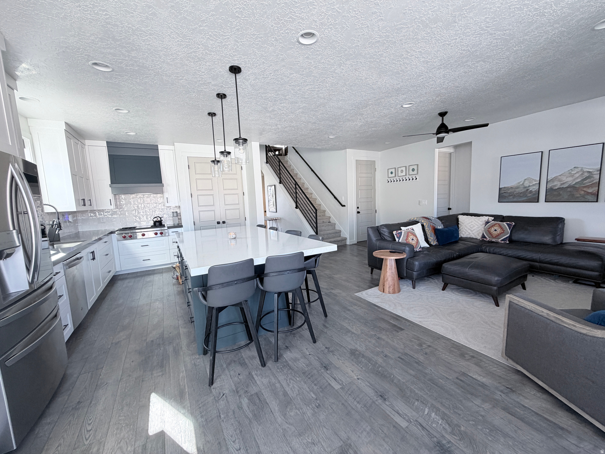 COYOTE RIDGE - Residential