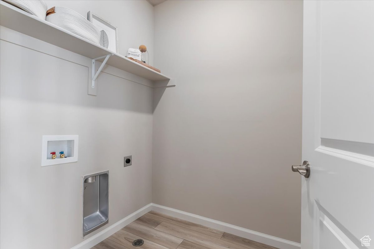 DAYBREAK SPRINGHOUSE - Residential