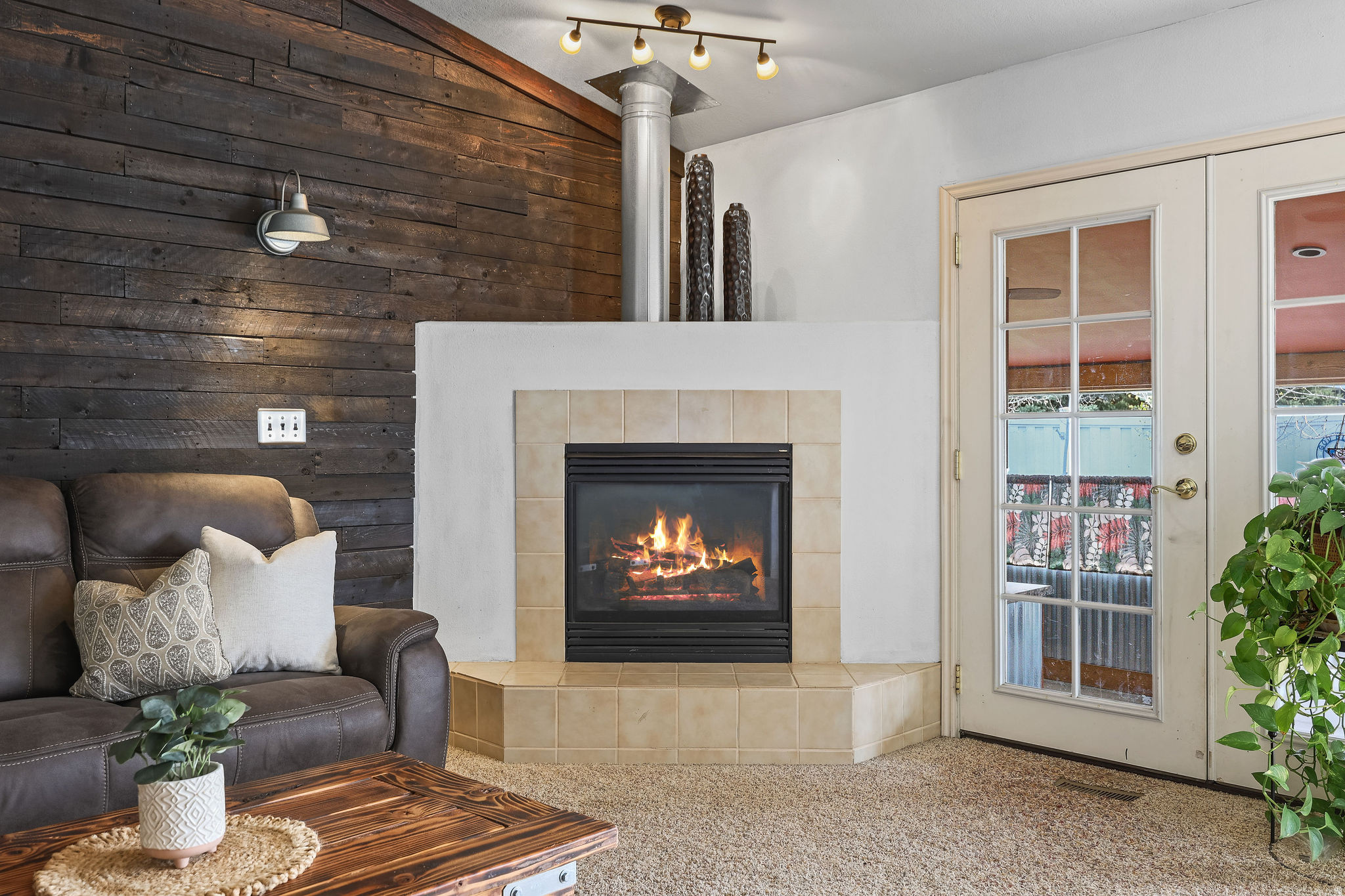 MEADOW CREEK - Residential