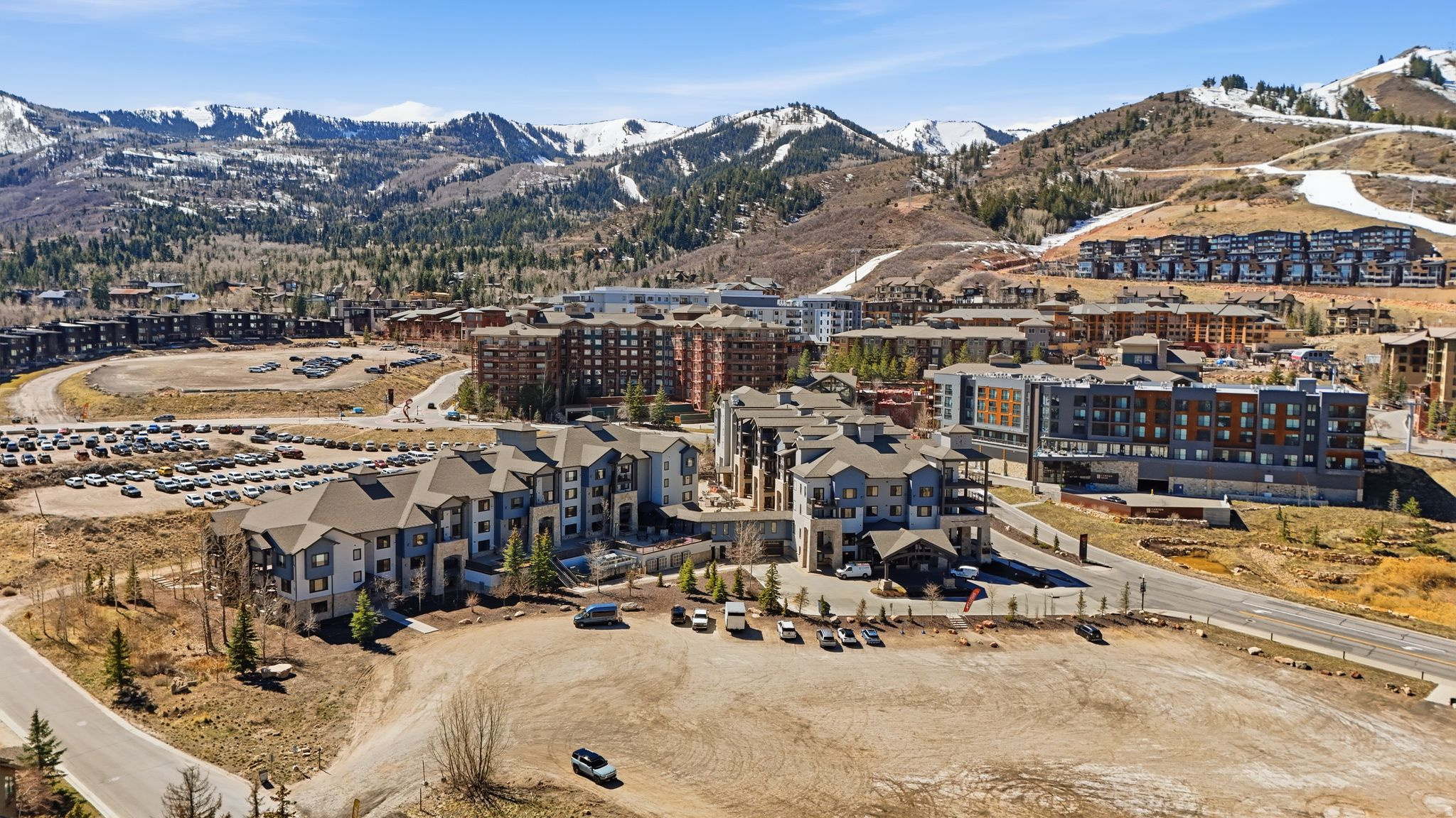 SILVERADO LODGE CONDOMINIUM - Residential