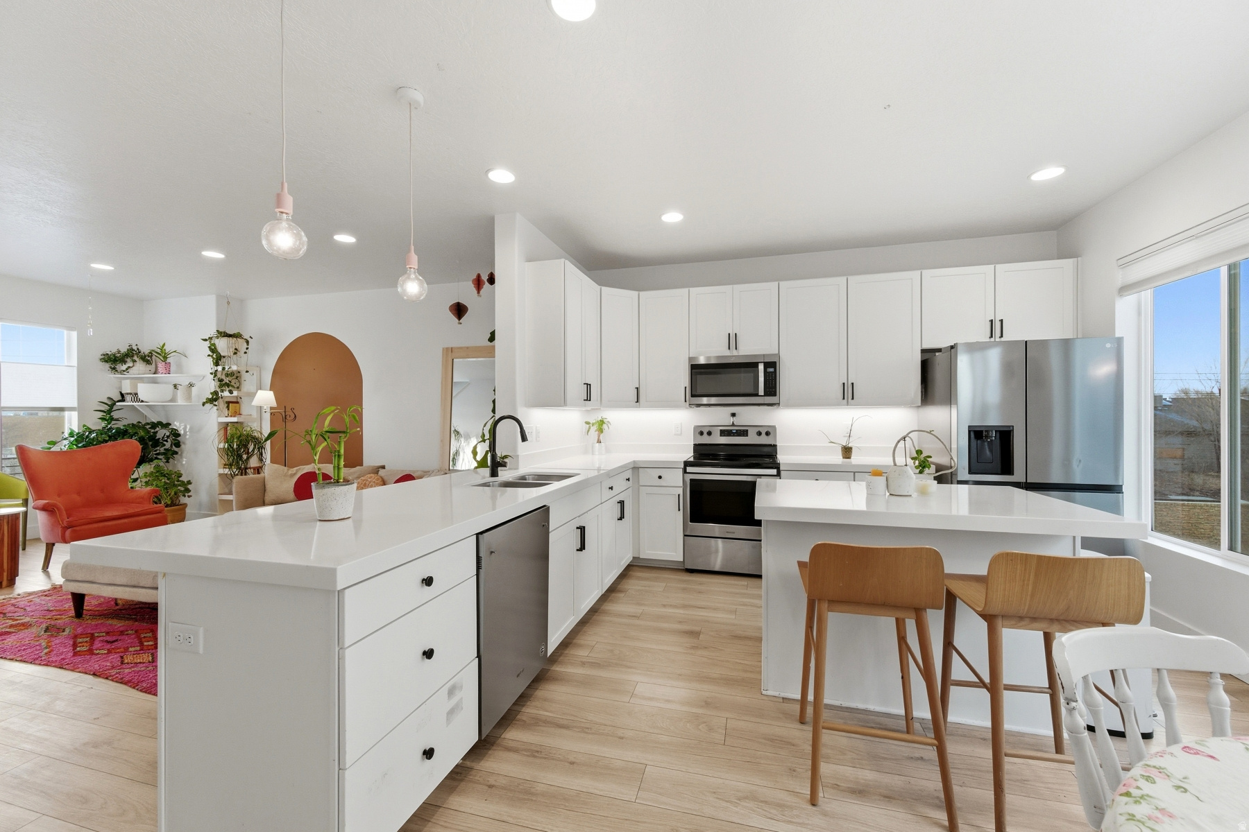 GRANTON SQUARE - Residential