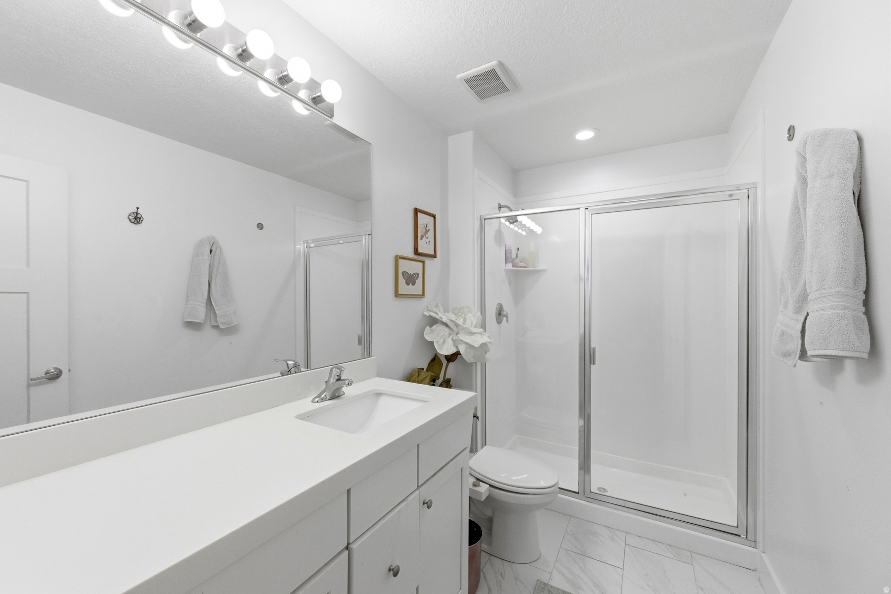 GRANTON SQUARE - Residential