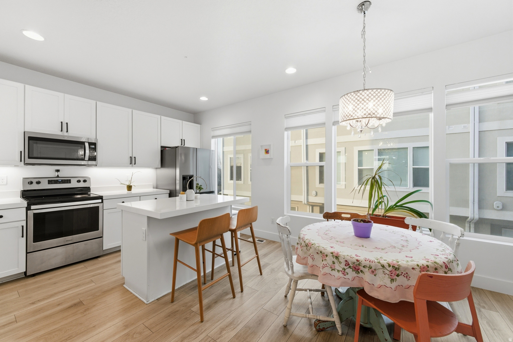 GRANTON SQUARE - Residential