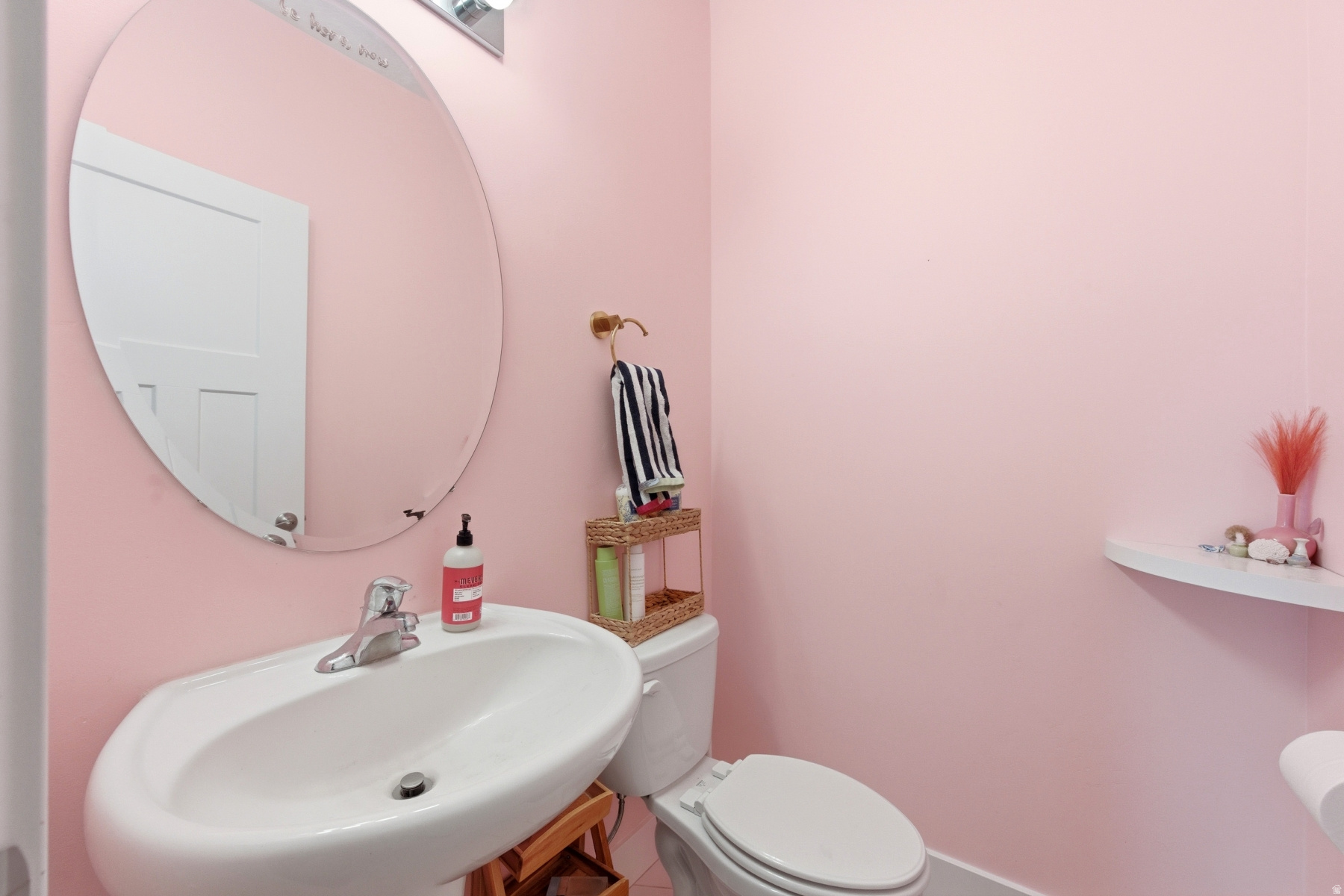 GRANTON SQUARE - Residential