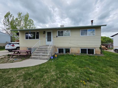Photo of 826 S 680 W, Payson, UT 84651 (MLS # 2150738)
