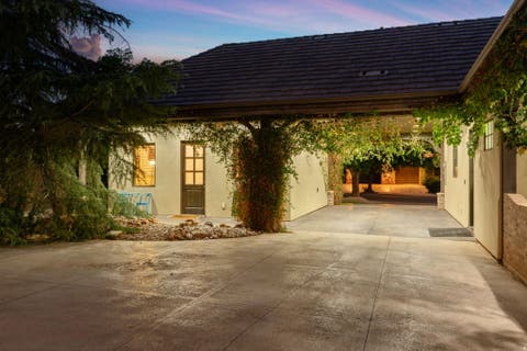 Tiny photo for 749 S 990 W, Hurricane, UT 84737 (MLS # 2176553)