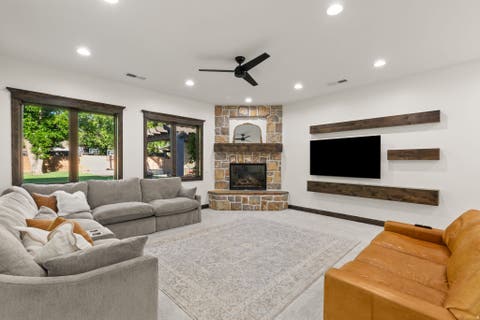 Tiny photo for 749 S 990 W, Hurricane, UT 84737 (MLS # 2176553)