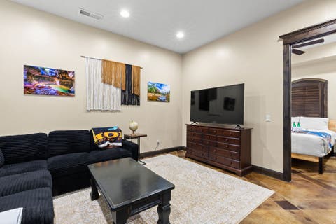 Tiny photo for 749 S 990 W, Hurricane, UT 84737 (MLS # 2176553)