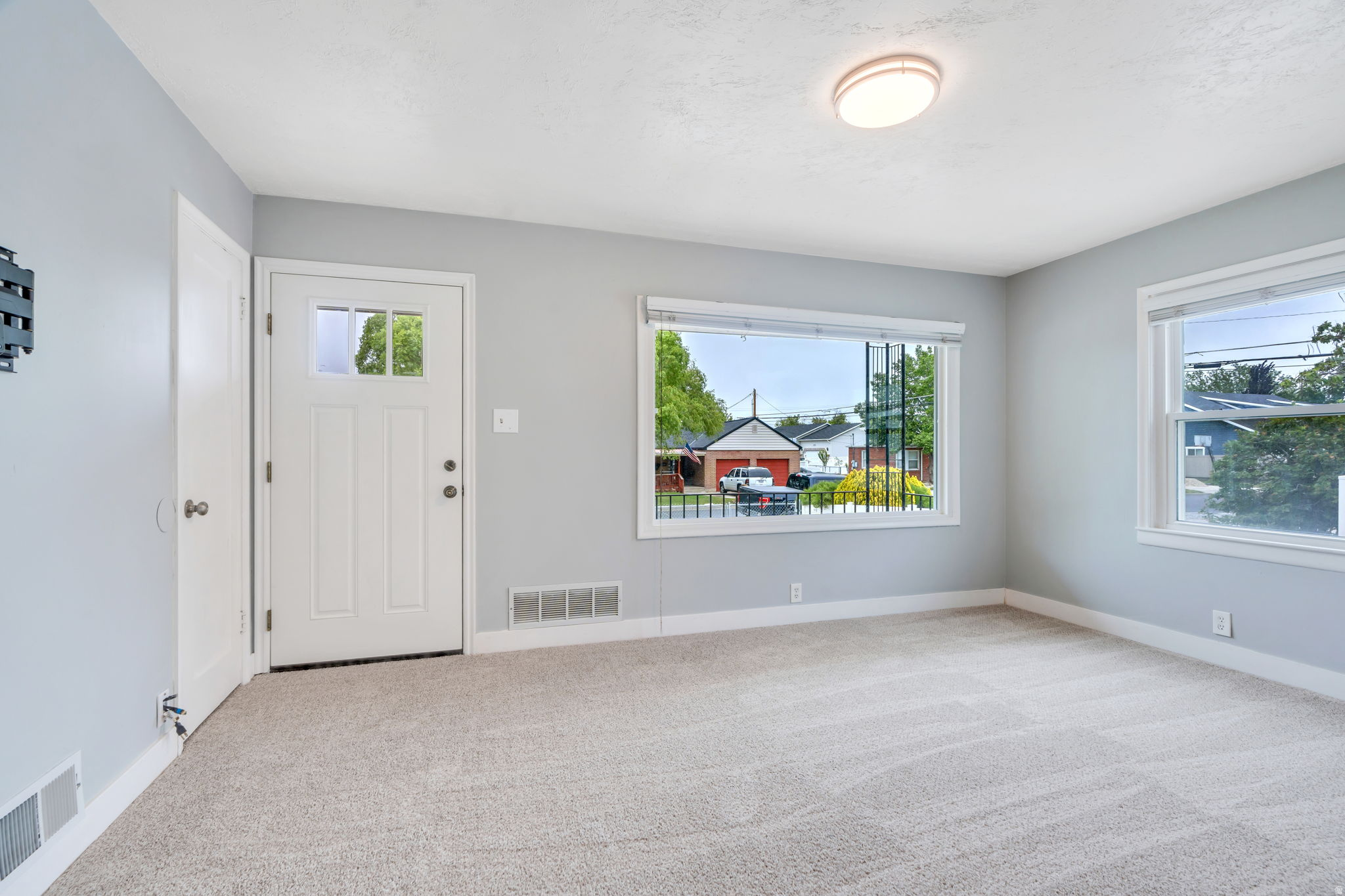 MURRAY BURTON ACRES - Residential