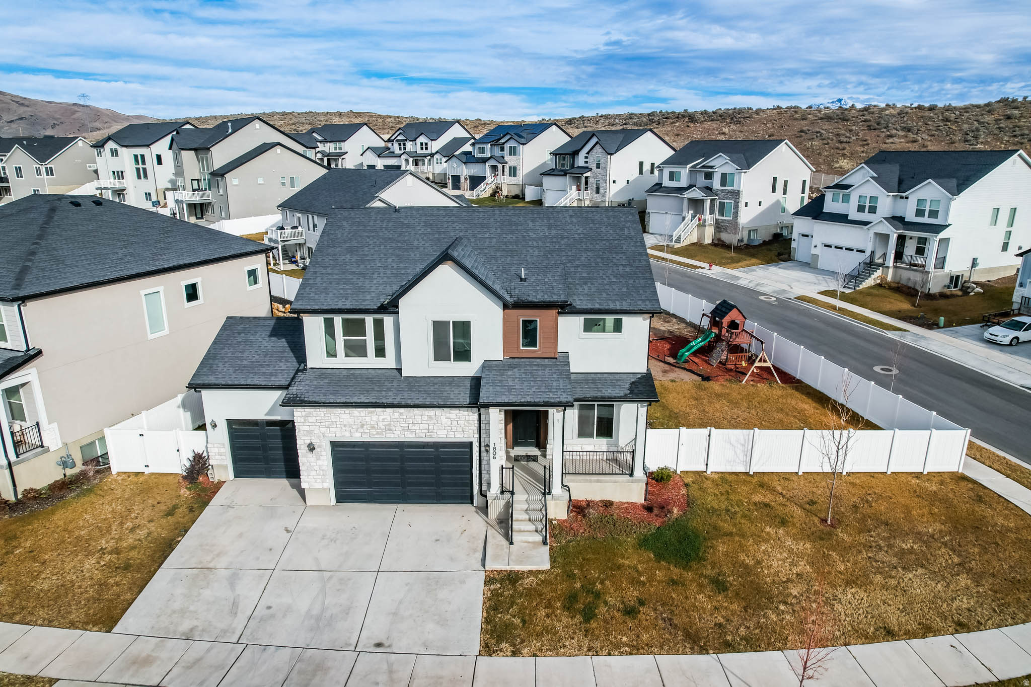 QUAILHILL - Residential