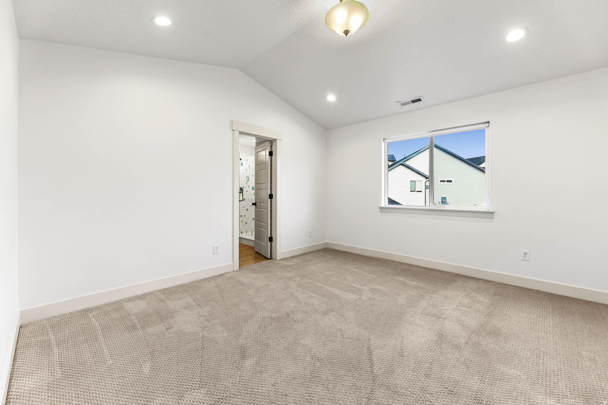 QUAILHILL - Residential