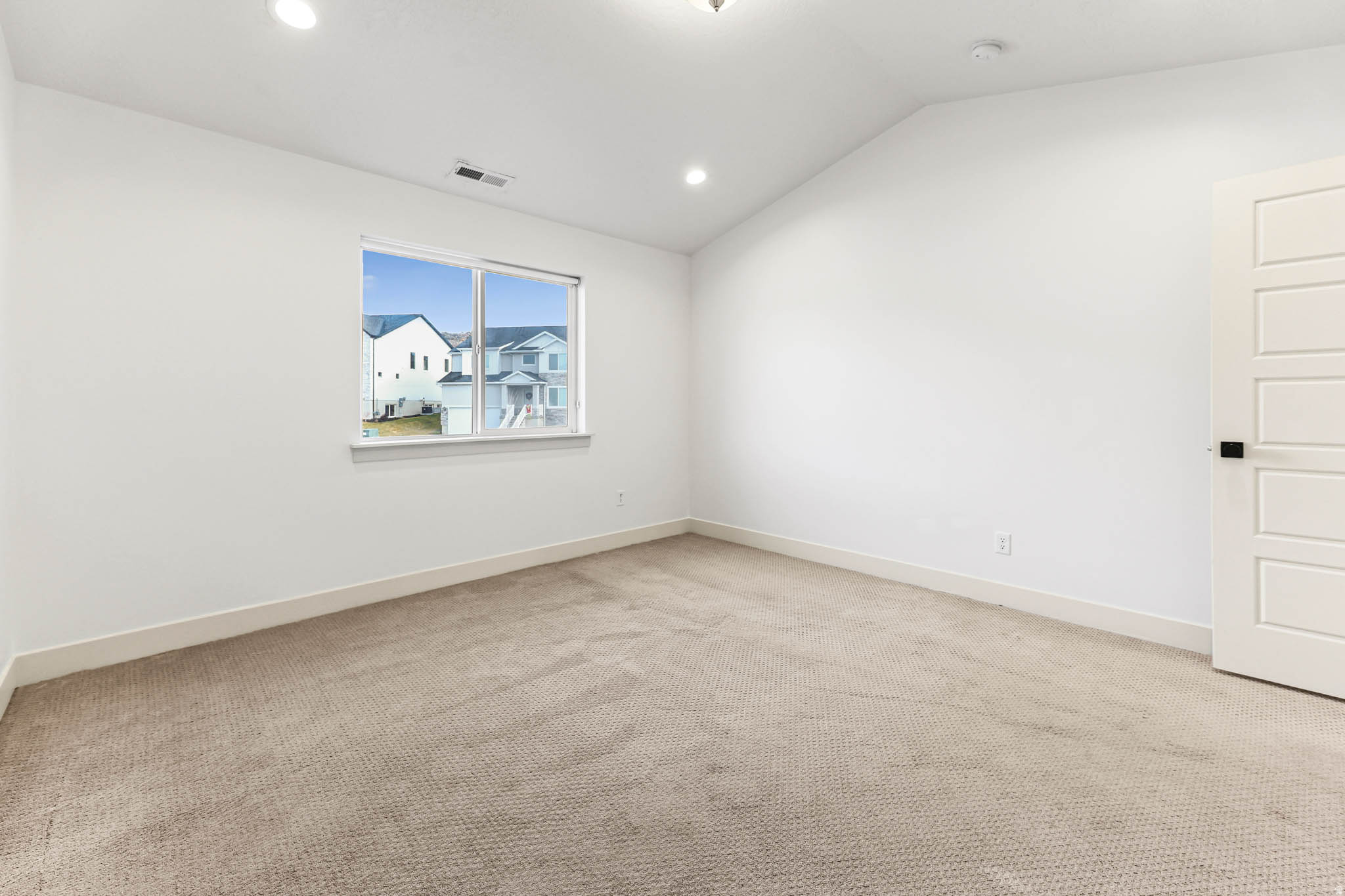 QUAILHILL - Residential