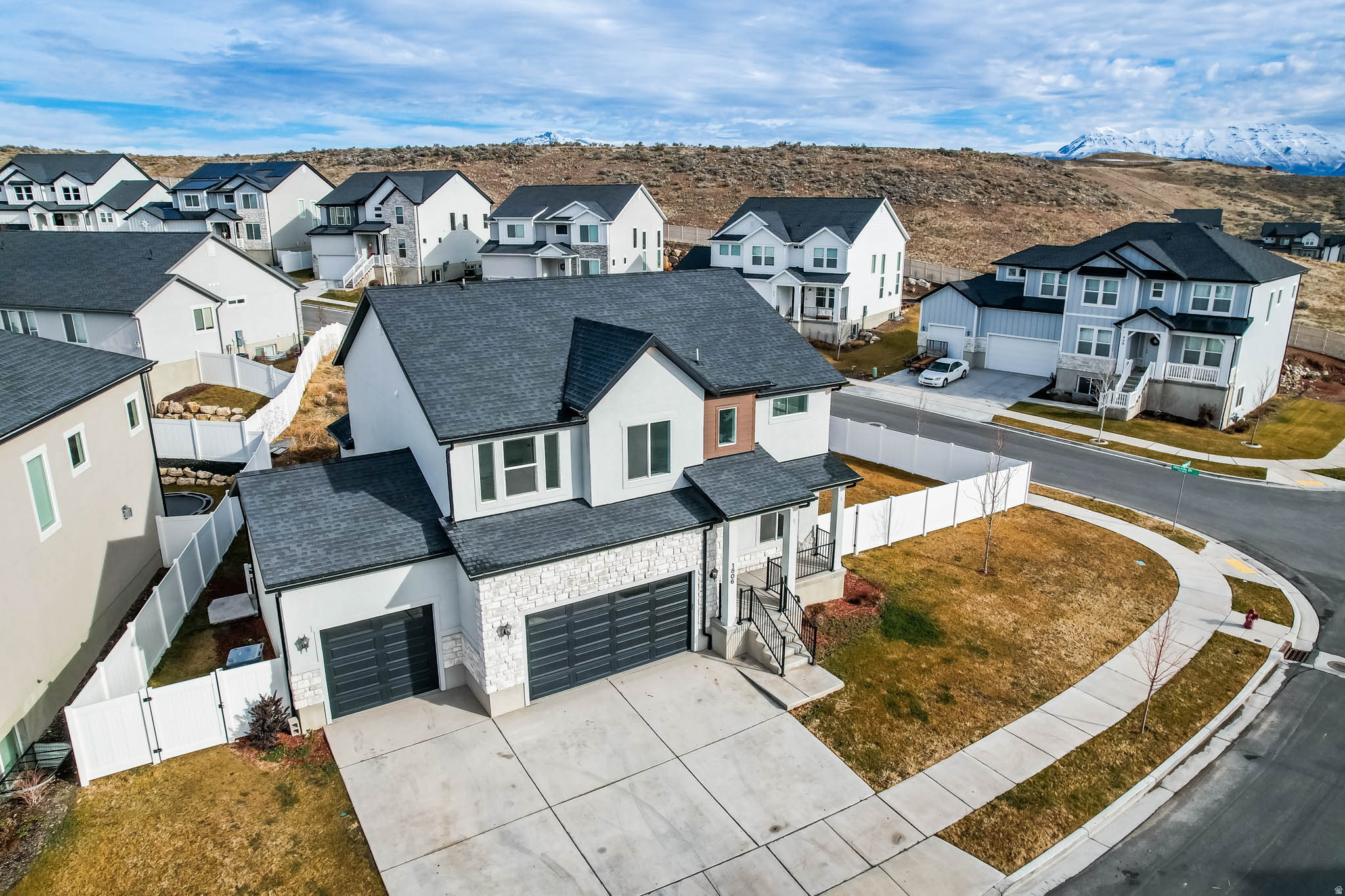 QUAILHILL - Residential