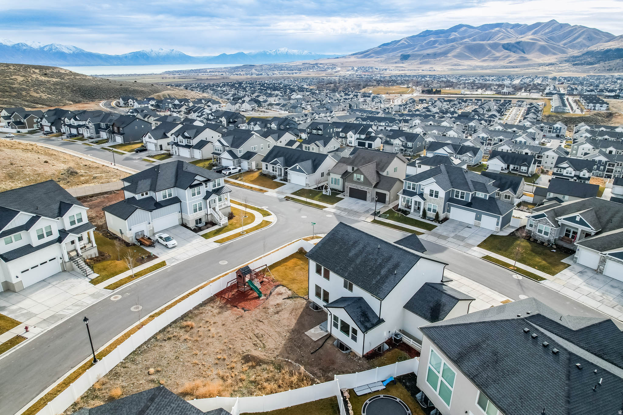 QUAILHILL - Residential