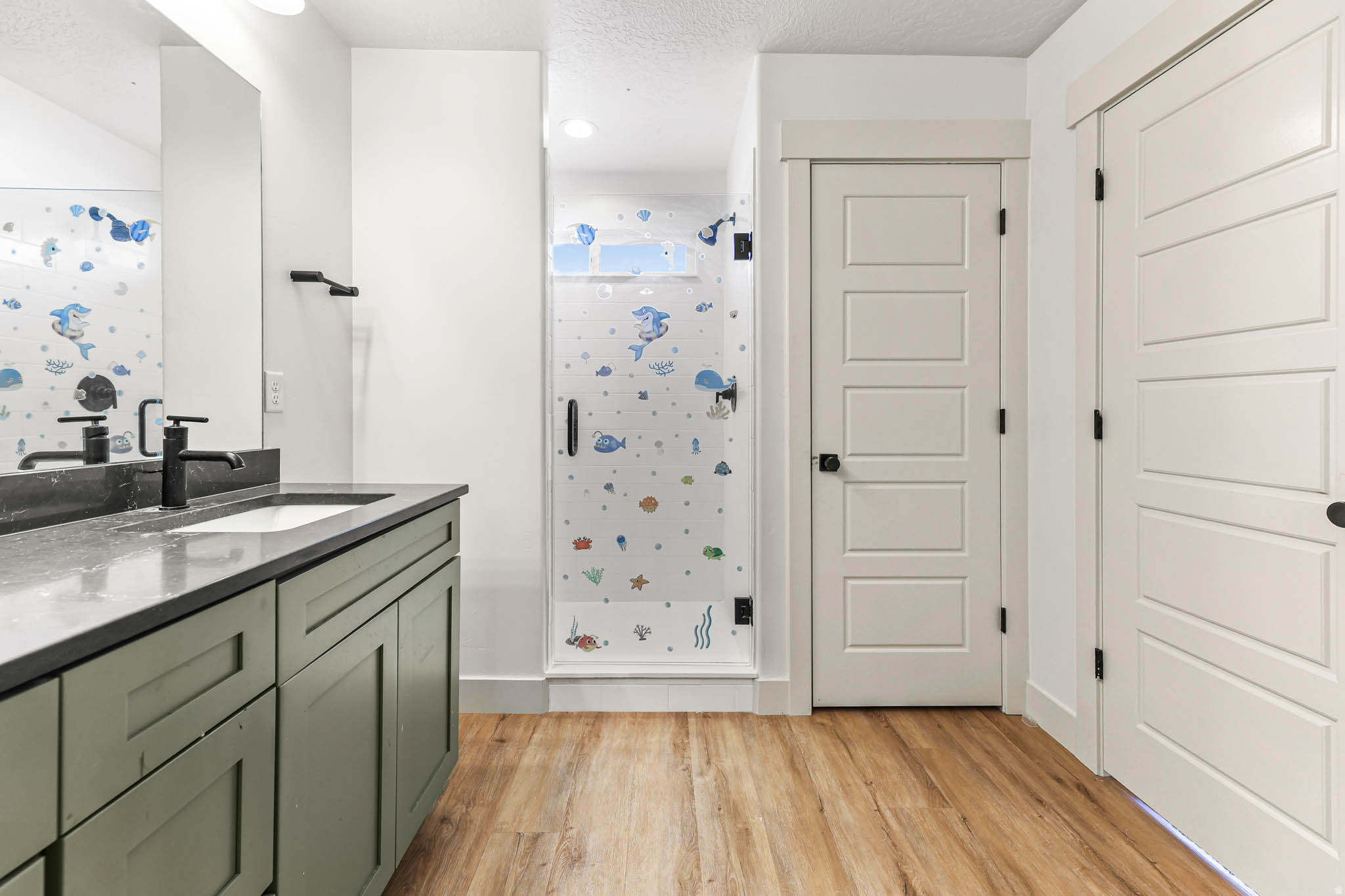 QUAILHILL - Residential