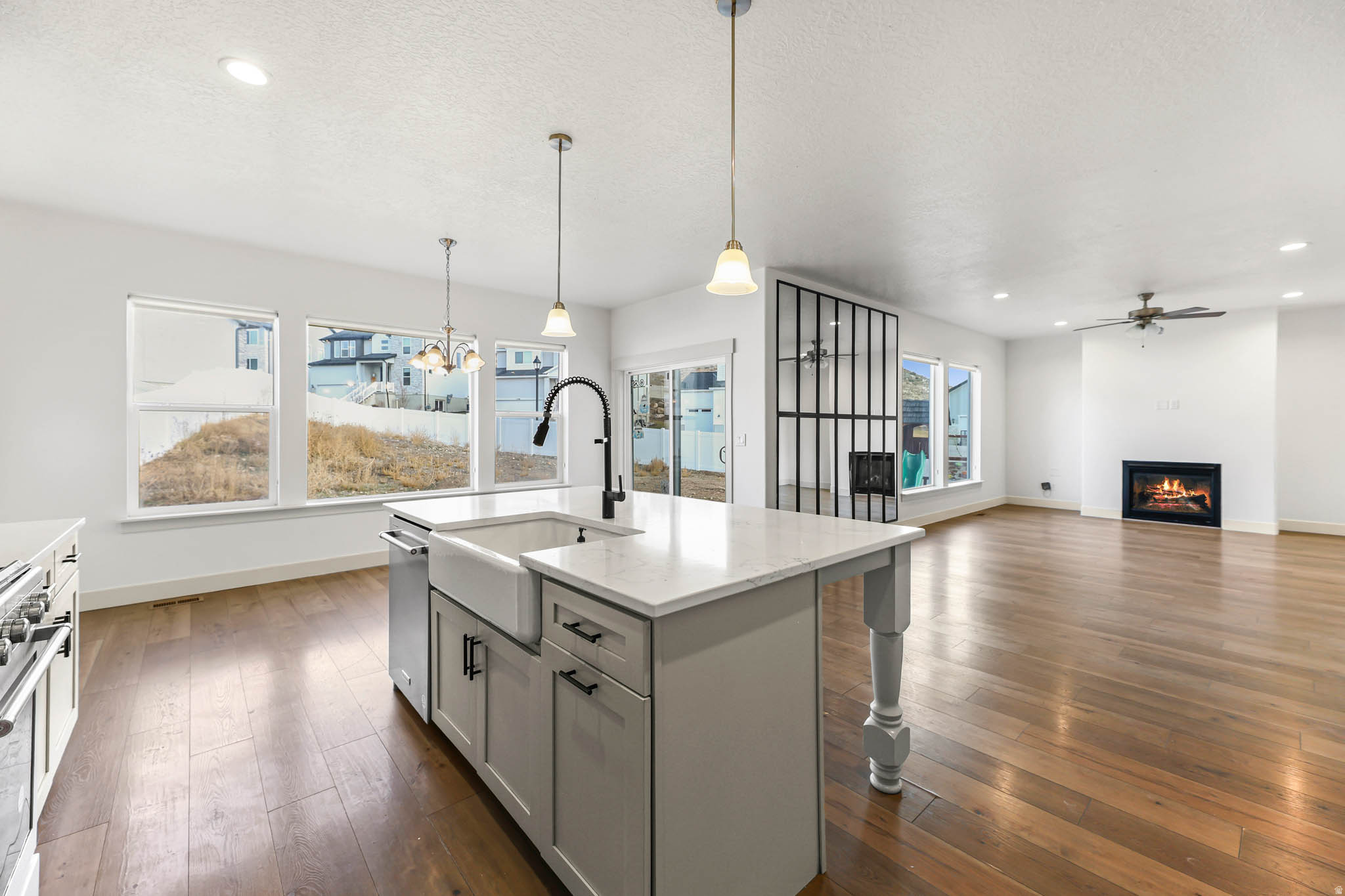 QUAILHILL - Residential