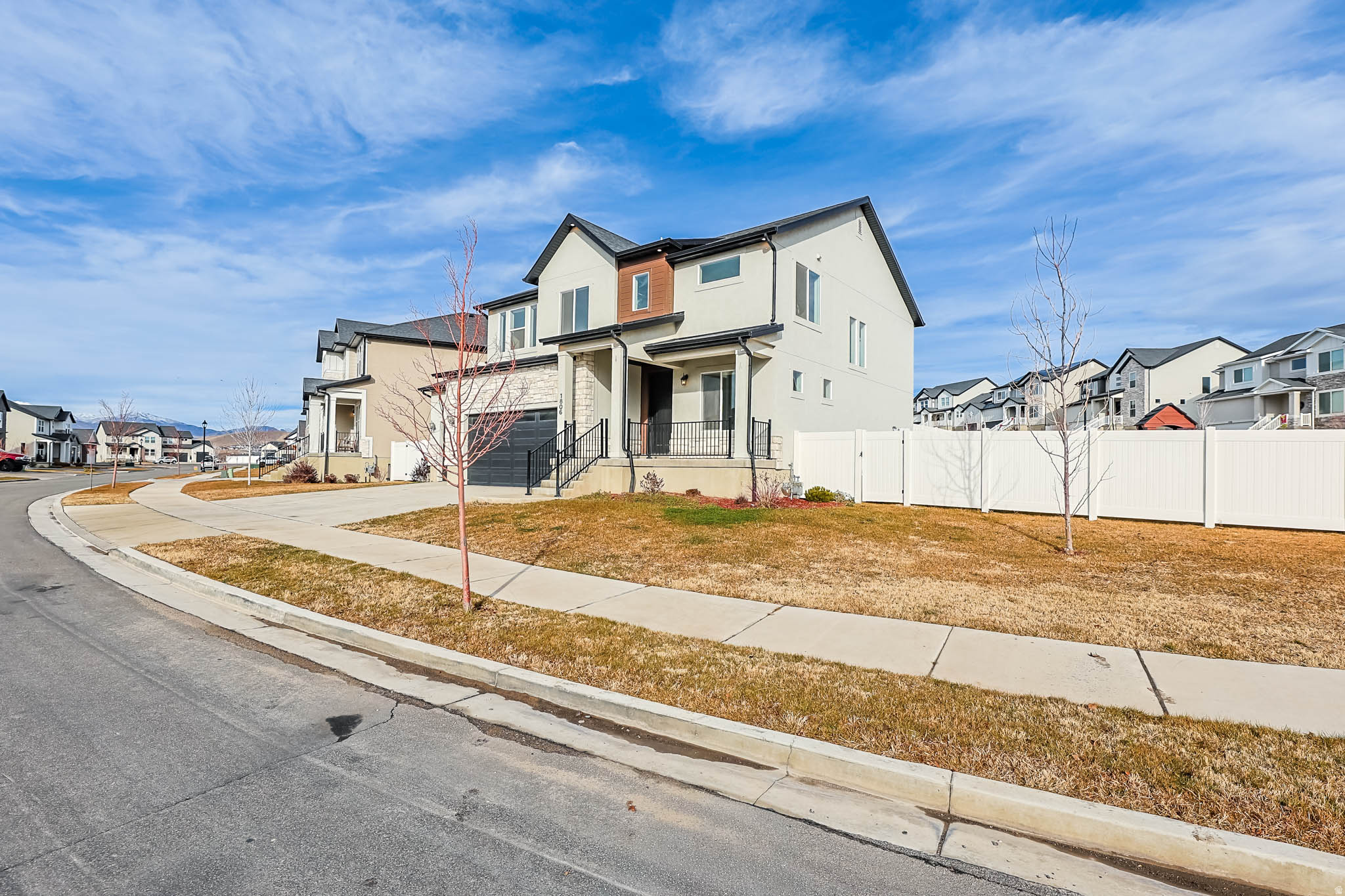 QUAILHILL - Residential