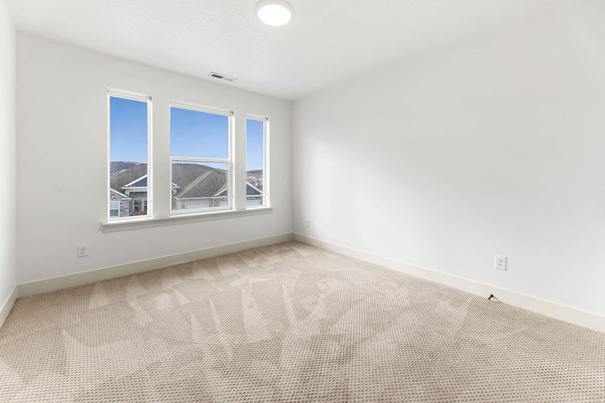 QUAILHILL - Residential