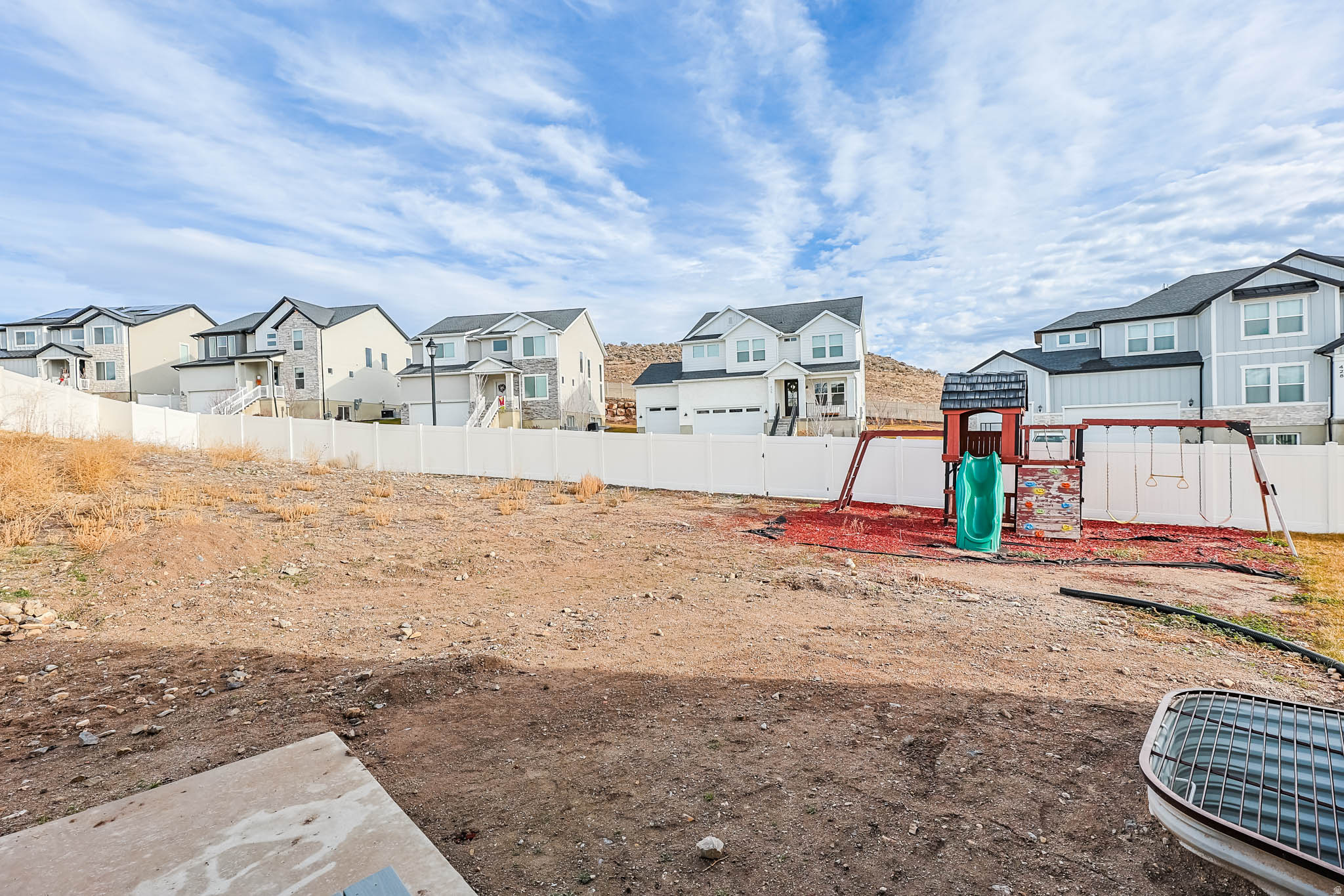 QUAILHILL - Residential