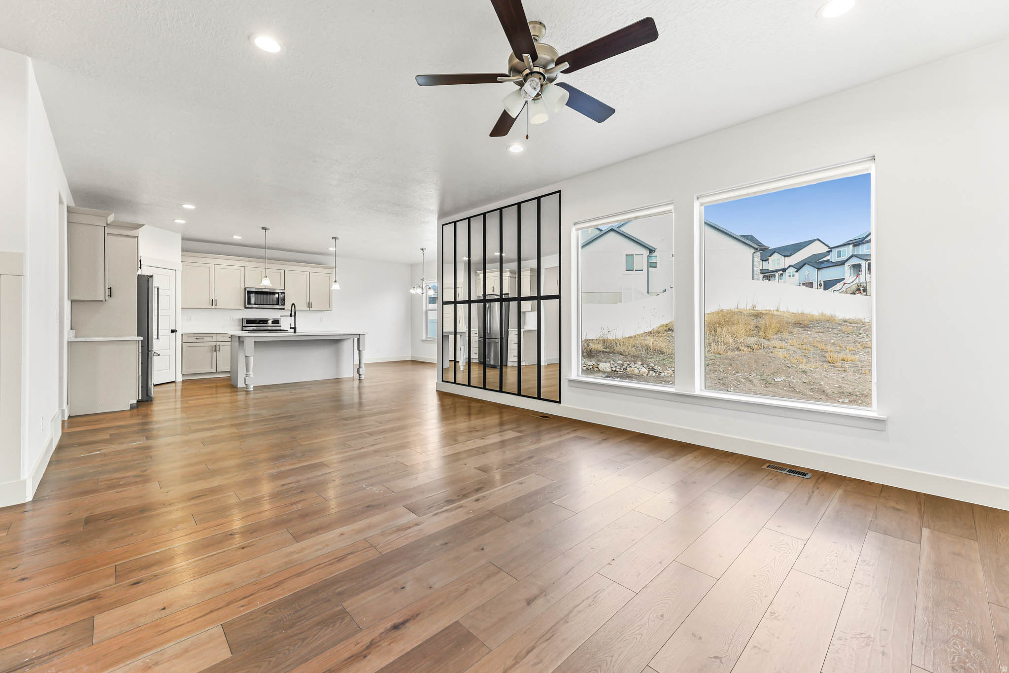 QUAILHILL - Residential