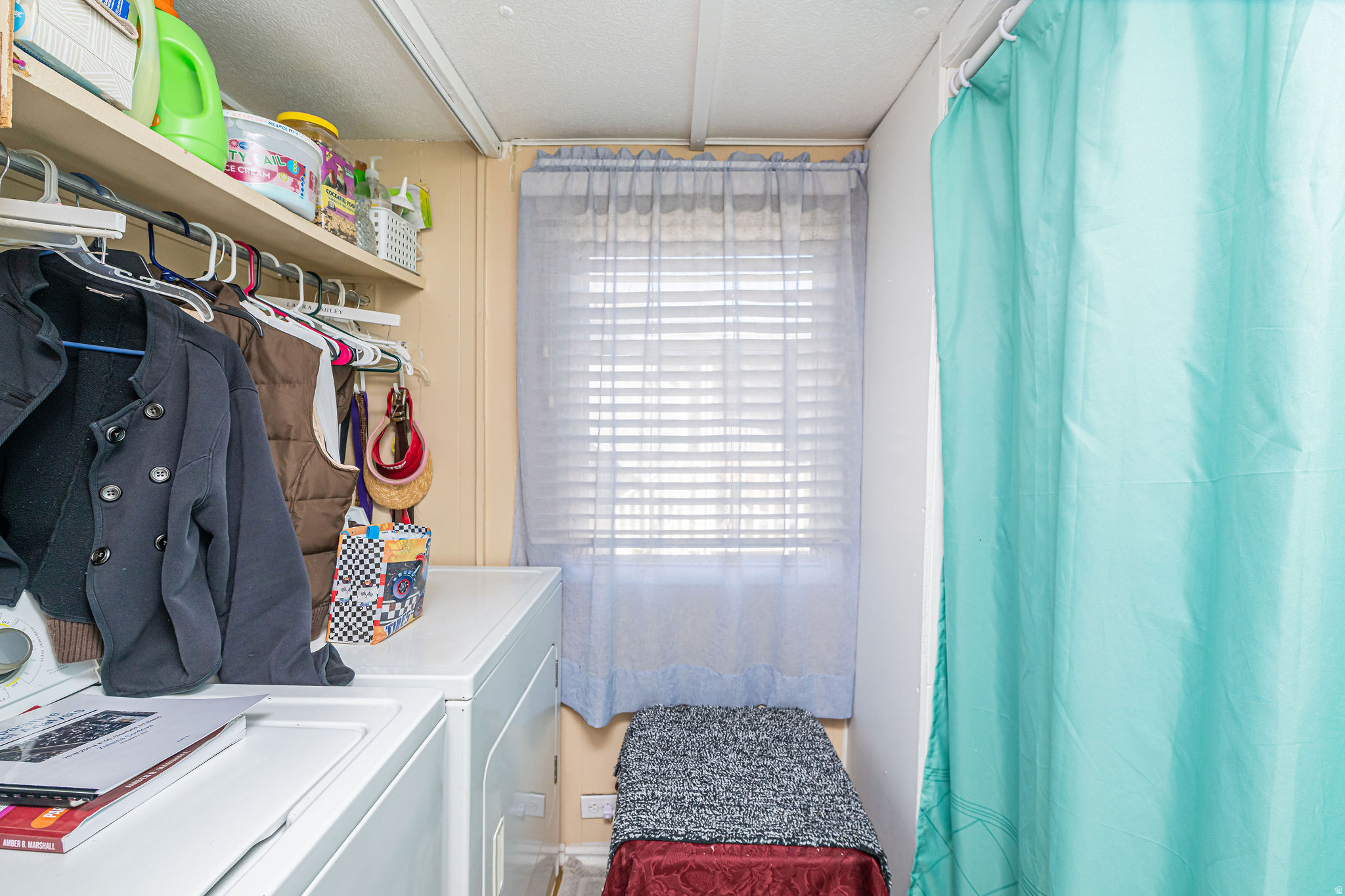 HIDDEN GLEN MOBILE ESTATES - Residential