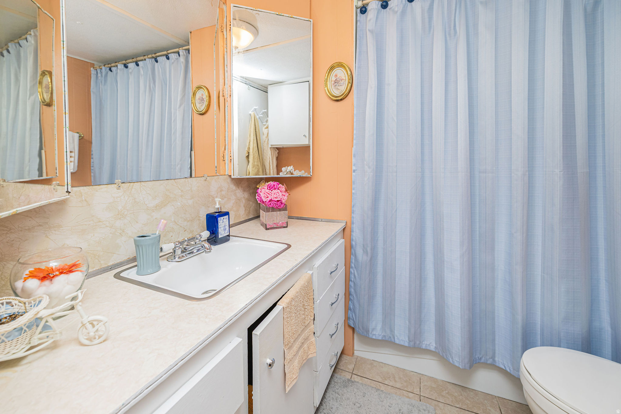 HIDDEN GLEN MOBILE ESTATES - Residential