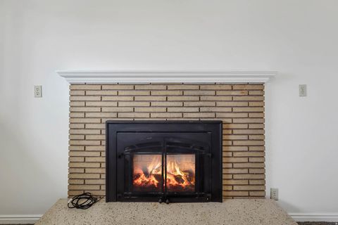 Tiny photo for 965 E 250 S, Kaysville, UT 84037 (MLS # 2135495)