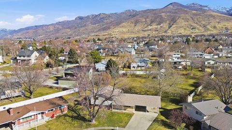 Tiny photo for 965 E 250 S, Kaysville, UT 84037 (MLS # 2135495)