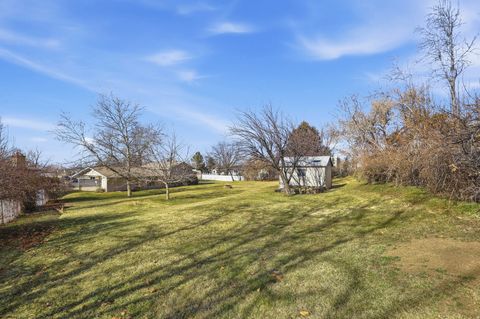 Tiny photo for 965 E 250 S, Kaysville, UT 84037 (MLS # 2135495)