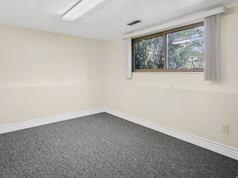 Tiny photo for 965 E 250 S, Kaysville, UT 84037 (MLS # 2135495)