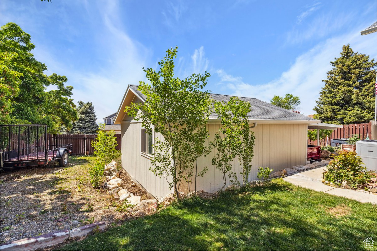 HALLTREE SUBDIVISION - Residential