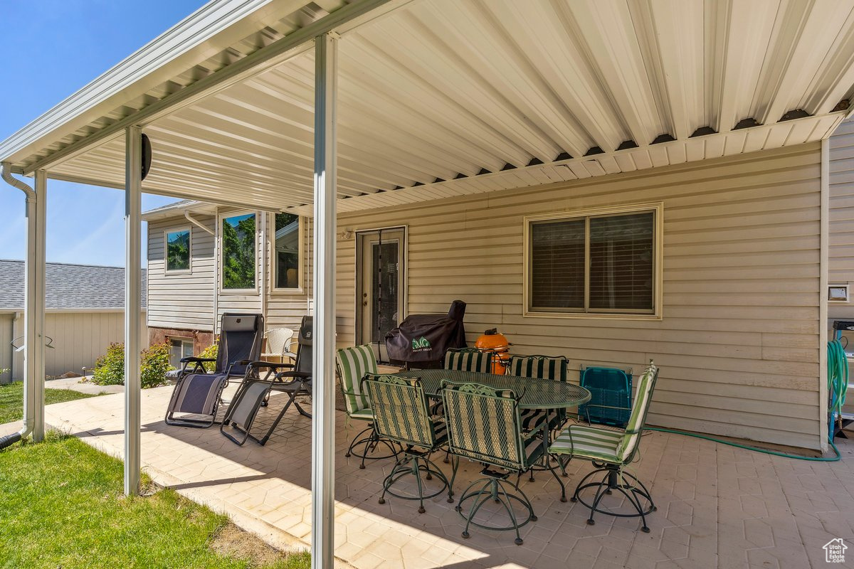 HALLTREE SUBDIVISION - Residential