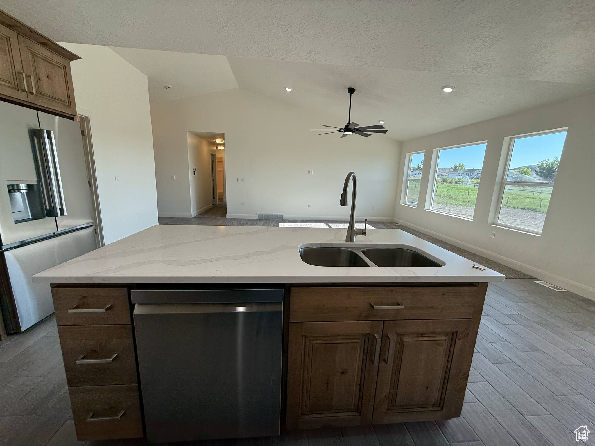 1030 N 200, Ferron, Utah image 9