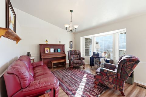 Tiny photo for 2554 W CHERRY GROVE WAY S, South Jordan, UT 84095 (MLS # 2126734)