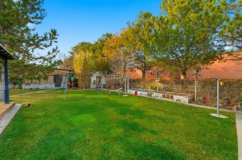 Tiny photo for 2554 W CHERRY GROVE WAY S, South Jordan, UT 84095 (MLS # 2126734)