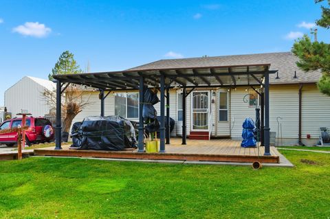 Tiny photo for 2554 W CHERRY GROVE WAY S, South Jordan, UT 84095 (MLS # 2126734)